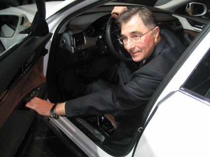 Audi A8 hosszú szimfónia (Audi) Audi A8 hosszú szimfónia