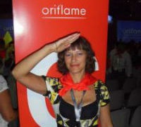 Üzleti Oriflame az interneten keresztül egy csapat felső vezetők Smolinski Szerelem és Szergej (Szergej) Üzleti Oriflame az interneten keresztül egy csapat felső vezetők és Szergej szereti Smolinski