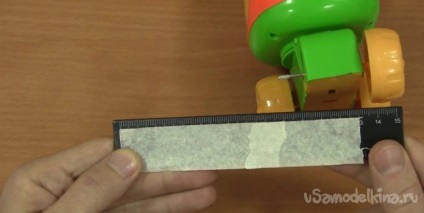 Hogy egy sor elektronikus játékautó (autók) Hogy egy sor elektronikus játékautó
