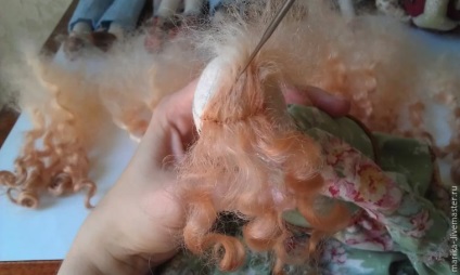 Tedd frizura egy baba gyapjú (do) Tesszük frizura egy baba gyapjú