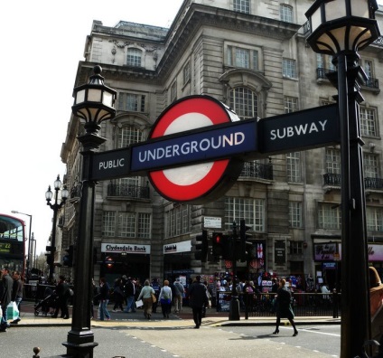 Története a londoni metró és képek