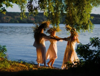 Ivan Kupala 2017 jelek, rítusok és hagyományok