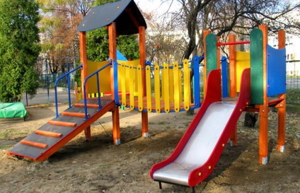 Hinta, csúszda játszótéri fotó a (z) Hinta, csúszda játszótéri fotó