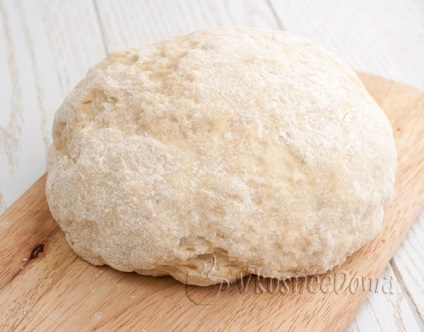 Hogyan készítsünk gombócokat segítségével Pelmennica bruttó (gombóc recept lépésről lépésre képekkel együtt Pelmennica) Hogyan készítsünk gombócokat segítségével bruttó Pelmennica