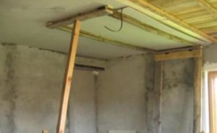 Ahogy az egyik rögzítse gipszkarton a mennyezet ajánlások (plafon) Ahogy az egyik rögzítse gipszkarton a mennyezet ajánlások