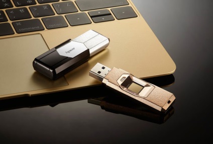 Hogyan formázza az USB flash meghajtót a MacBook