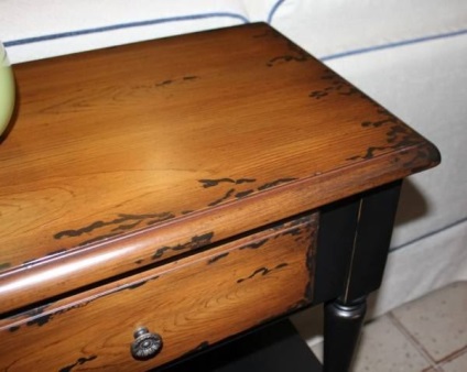 Hogyan fessünk fa bútorok festék jobban, mint újra festék, kézi és fotó - fény