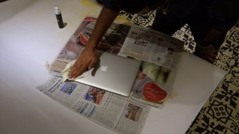 Hogyan kell festeni a kezüket laptop (notebook) Hogyan kell festeni a laptop kezével