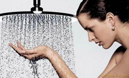 Hogyan kell szedni a zuhany az edzés, előnyök és ellenjavallatok kontraszt zuhany