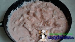 Főzni marhahús Stroganoff sertéshúsból (sertés Stroganoff recept egy serpenyőben) Főzni marhahús Stroganoff sertéshús