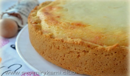 Hogyan kell főzni a legfinomabb sajttorta a sütőben a lépésről lépésre recept fotókkal (fotó) Hogyan kell főzni a legfinomabb sajttorta a sütőben egy lépésről lépésre recept fotók