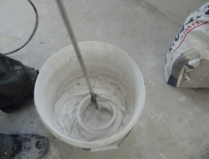 Hogyan készítsünk cement habarcs vakolat falak