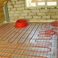 Hogyan lehet elektromos törülköző kezével flancos ház (törülközőmelegítővel) Hogyan lehet elektromos törülköző kezével flancos ház