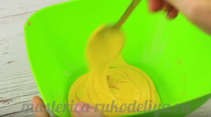 Hogyan Lizunov otthona PVA ragasztó (tartály fedél zárva) Hogyan Lizunov otthona PVA ragasztó