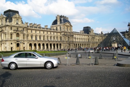 Amint meglátogattam a fő múzeum a világon - a Louvre (Louvre) Amint meglátogattam a fő múzeum a világon - a Louvre