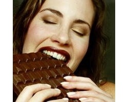 До чого може привести поїдання великої кількості шоколаду