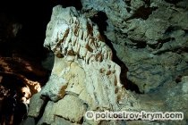 Piros barlang (Kizil-Koba) barlangok a Krím-félszigeten, a krími épületek