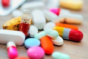 A vörös hegye a nyelv okoz patológia (piros) A vörös hegye a nyelv okoz patológia