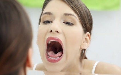 Kezelése mandulagyulladás gyermekek és felnőttek, és az antibiotikumok otthon (follikuláris) Kezelése mandulagyulladás gyermekek és felnőttek, és az antibiotikumok otthon