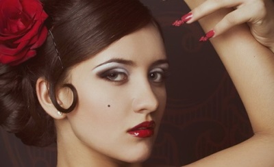 Make-up a spanyol stílusa (style) Make-up a spanyol stílusú