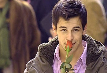 Mario Casas - elbűvölő hírek (Mario Casas) Mario Casas - elbűvölő hírek