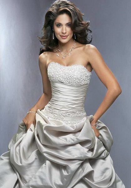 Divatos esküvői ruhák 2009 Top 10 trend ebben a szezonban -, édes hölgyek