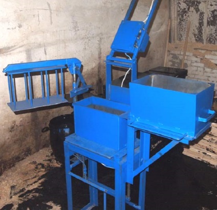 Berendezés fa-beton blokkok (egységek) Berendezés fa-beton blokkok