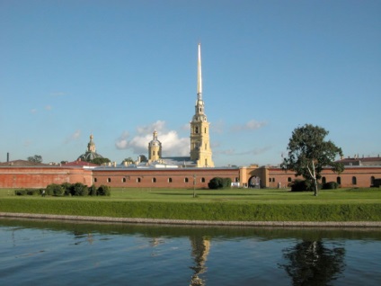 Mintegy St. Petersburg - Péter-Pál erőd (Fortress épültek) Mintegy St. Petersburg - Péter-Pál erőd