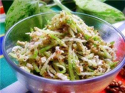 Őszi saláták és receptek az előállításukra