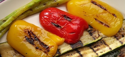 Zöldség a grill - receptek padlizsán, burgonya, hagyma, paradicsom (padlizsán) Zöldség a grill - padlizsán receptek, burgonya, hagyma, paradicsom