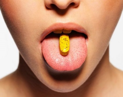 A túladagolás A-vitamin, a tünetek a felesleges, és a napi dózis