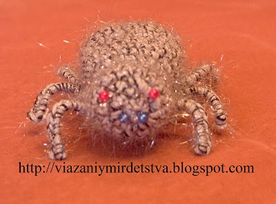 Egyszerű és pókháló Amigurumi horog (pók) Egyszerű web pók Amigurumi horgolt