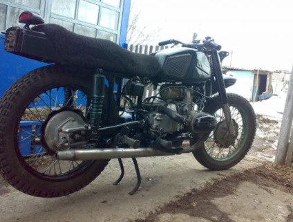 Javítás Ural motorkerékpár (javítás) Javítás motorkerékpár ural