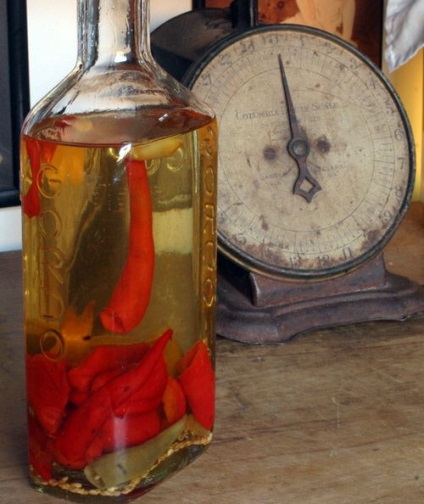 Receptek házi paprika vodka mézzel pálinka (vodka, alkohol)