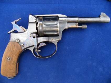 A revolver pisztoly minta 1895