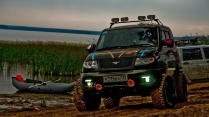 Hangszigetelés UAZ Patriot kezük (szalon) Hangszigetelés UAZ Patriot kezük