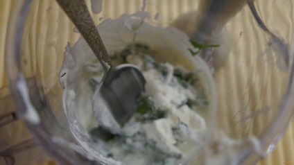 Солоний сир із зеленню рецепт з фото
