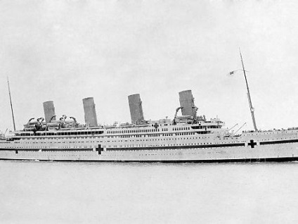 A sorsa a „Titanic” néhány évvel később megismételte „iker” - a baleset, természeti katasztrófa