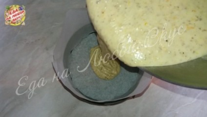 Születésnapi torta „kedves anya” a kezüket, az élelmiszer minden íze (édes) Születésnapi torta „kedves anya” a kezüket, az élelmiszer minden íze