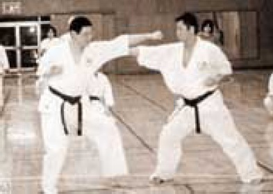 Hagyományos Karate - Okinawai (Dzion) Hagyományos Karate - okinawai Karate