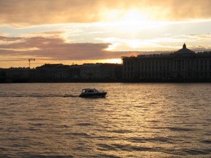 Szállítás Szentpéterváron napközben és éjjel 2017