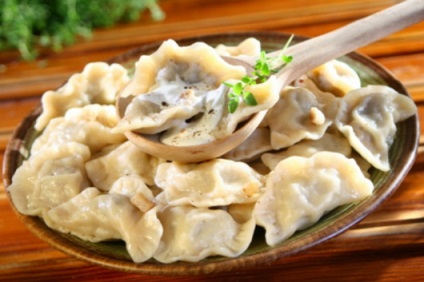 Gombóc gombával - a megfelelő recept -, hogyan kell elkészíteni a finom (női magazin) Gombóc gombával - a megfelelő recept - hogyan készítsünk ízletes