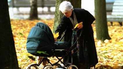 Az örök sírni, álmatlan éjszaka és nappal nyugtalan hogyan lehet túlélni az első évben a baba