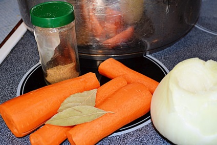 Tölthető csirke láb multivarka, hagyományos recept (zselés csirke láb) Tölthető csirke láb multivarka, hagyományos recept