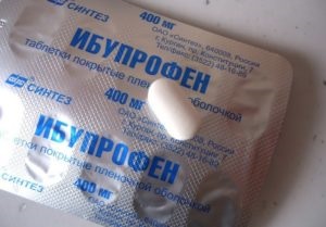 Sárga orrfolyás kezelésére és okok (nazális) Sárga orrfolyás kezelésére és okai