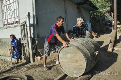 Üdülő-byto Moldovan gazda (farmer) Lakó byto Moldovan paraszt