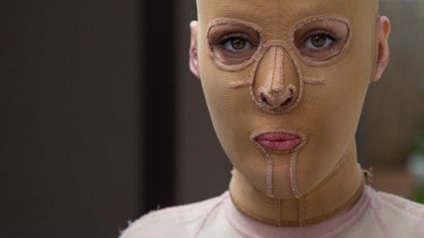 Az élet „arc nélkül” az ausztrál levette a maszkot, ami a 2, 5 év