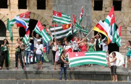 Az élet Abháziában migráció állandó tartózkodási állampolgárságot (beleértve a kettős), az élő magyar