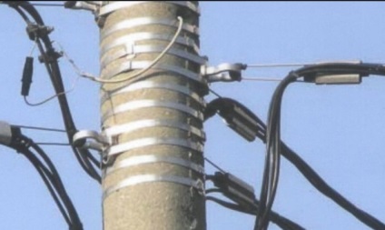 Armatúra villamosenergia-kábel telepítése keselyű a poszt a ház leírása