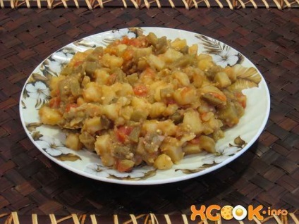 Padlizsán pörkölt - recept fotókkal a főzéshez burgonyával
